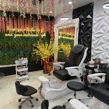 Lavish Nail Bar - The chairs we sat in for our pedicures! - Waxing Near Me - Garden Grove, California Lavish Nail Bar - The chairs we sat in for our pedicures! - Waxing Near Me - Garden Grove, California