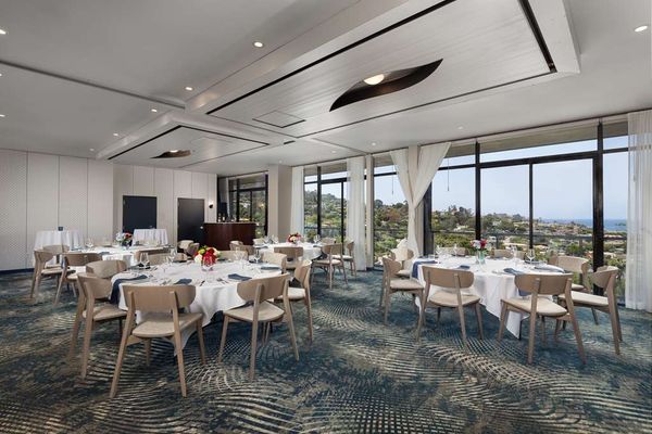 Hotel La Jolla, Curio Collection by Hilton by null