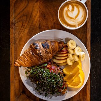 Heritage Coffeehouse - Coffee Roasteries Near Me - Redding, California