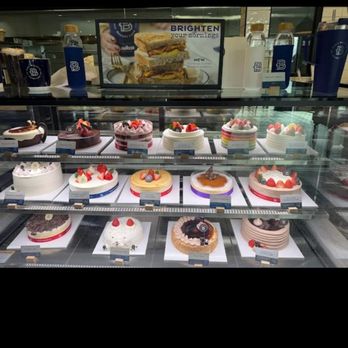 Paris Baguette - Whole cakes for sale - Bakeries Near Me - Carrollton, Texas