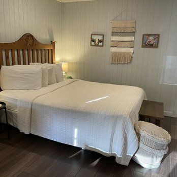 Big Texan Motel - Great mattress was firm with enough pillows, and outlets while giving you space for your items. - Hotels Near Me - Amarillo, Texas