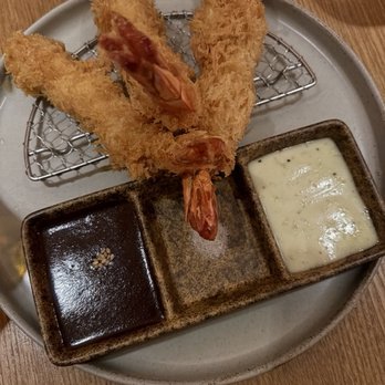 Konban - Ebi katsu 3pcs king tiger shrimp, tonkatsu sauce, wasabi ranch, truffle salt - Izakaya Near Me - New York, New York