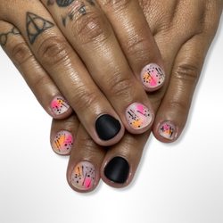 Nails On The Moove - Abstract.