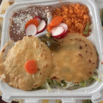 El Comalito - Al pastor gordita plate! Yum! 2 people ate from this order and we were stuffed! - Mexican Near Me - Inglewood, California