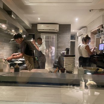 Maison Oh Lala! - Busy open kitchen. Quiet and efficient. Run by masters! - Seafood Near Me - Playa del Carmen, ROO Maison Oh Lala! - Busy open kitchen. Quiet and efficient. Run by masters! - Seafood Near Me - Playa del Carmen, ROO