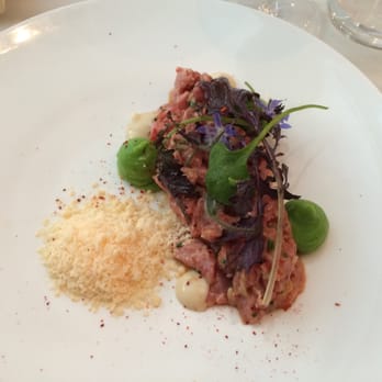 Caillebotte - Veal tartare, with green pea purée (app) - Bistros Near Me - Paris, 75