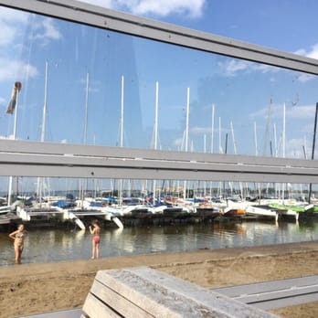 De Zeemeeuw - Uitzicht - Beach Bars Near Me - Muiderberg, New Hampshire