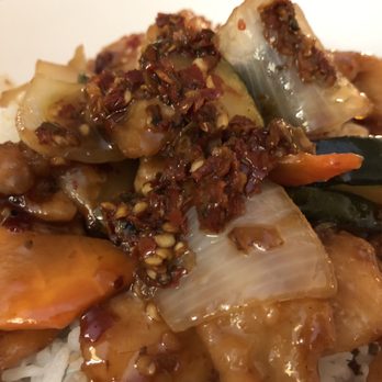 Ching Asian Bistro - Hunan Chicken on Rice with extra Chili Oil. Hot! - Chinese Near Me - Franklin, Tennessee