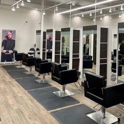 Aria Salon - Aria Salon, Cutting floor