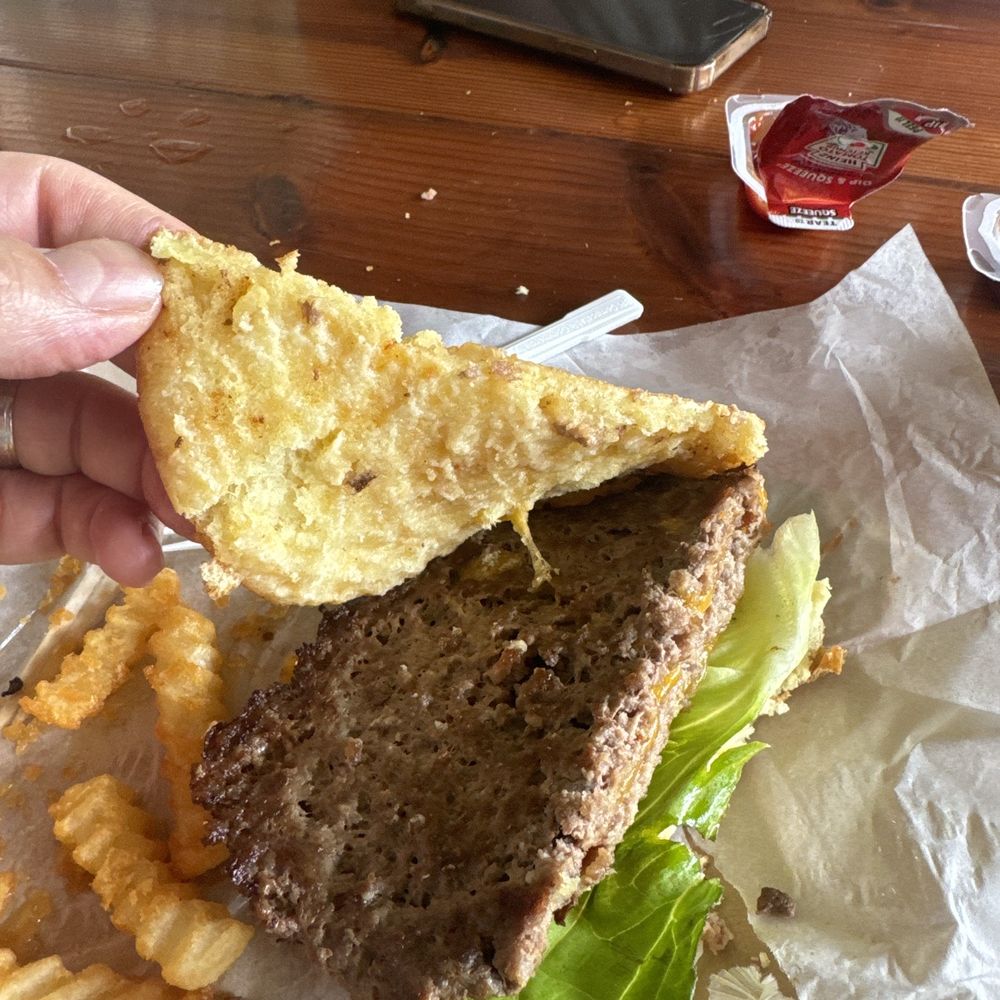 Aunty Pat's Paniolo Cafe - Burger with no onions or pickles - Buffets Near Me - Kaneohe, Hawaii Aunty Pat's Paniolo Cafe - Burger with no onions or pickles - Buffets Near Me - Kaneohe, Hawaii