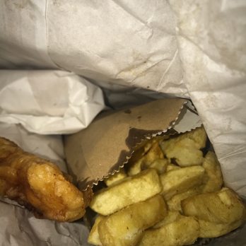 Milano's Takeaway Bray - Fish, chips and a burger - Fast Food Near Me - Bray, WW Milano's Takeaway Bray - Fish, chips and a burger - Fast Food Near Me - Bray, WW