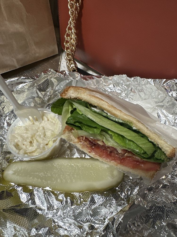 Pelham Cafe