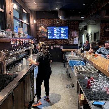 Great Divide Brewing Company - customers at the bar - Pubs Near Me - Denver, Colorado Great Divide Brewing Company - customers at the bar - Pubs Near Me - Denver, Colorado
