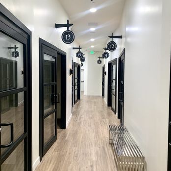 Amy Styles Me - Hair Stylists Near Me - Rancho Cucamonga, California