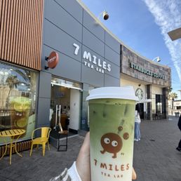 Uji Matcha Latte (don't recommend)