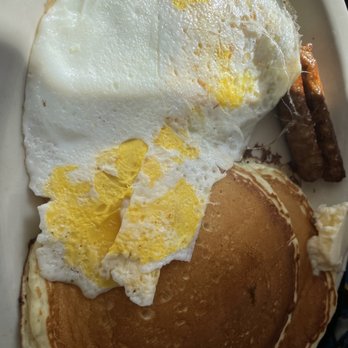 Bob's Diner - Pancakes with sausage and eggs - American Near Me - Manchester Center, Vermont