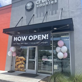 Crumbl - Westchase - Outside - Desserts Near Me - Tampa, Florida Crumbl - Westchase - Outside - Desserts Near Me - Tampa, Florida