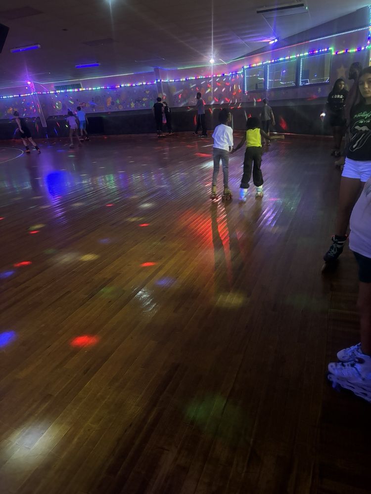 AGGIE’S SKATE CONNECTION - Updated June 2026 - 10592 E Main St, Houma ...