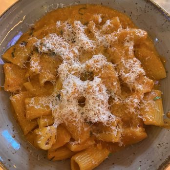 Jay Luigi - CREAMY TOMATO VODKA (V) - Pizza Near Me - Tampa, Florida Jay Luigi - CREAMY TOMATO VODKA (V) - Pizza Near Me - Tampa, Florida