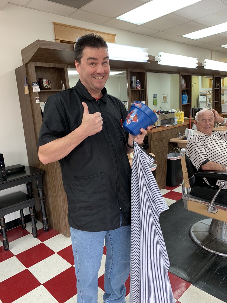 CHARLIE’S BARBER SHOP Updated July 2024 10 Reviews 303 Tusculum