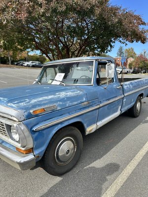 Kelly's Oyster House and Bar by null