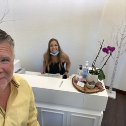 Fahrenheit Salon - Epic.