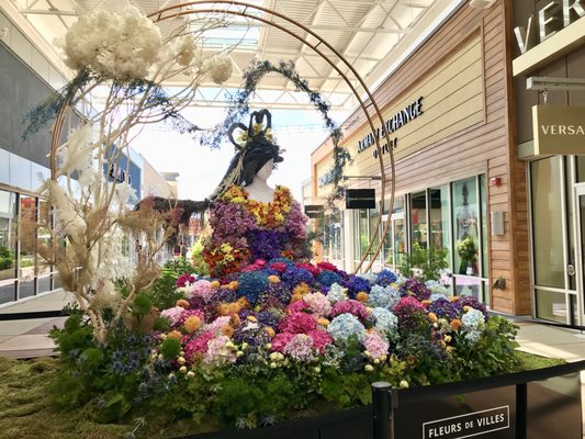 Toronto Premium Outlets by null