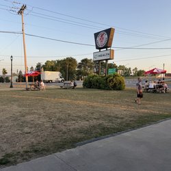 Kookie’s Q & Creamery - Outdoor location