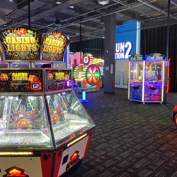 Dave & Buster's Fairfax - Arcades Near Me - Fairfax, Virginia