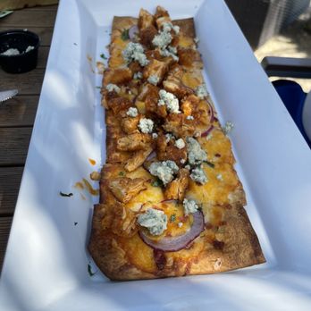 Blue Pointe Bar and Grill - Buffalo Chicken Flatbread - Bars Near Me - Tequesta, Florida Blue Pointe Bar and Grill - Buffalo Chicken Flatbread - Bars Near Me - Tequesta, Florida