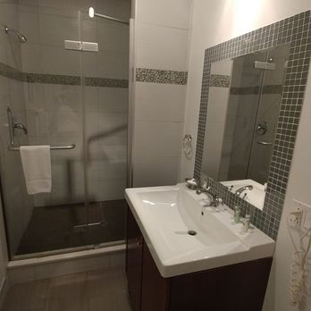 Loft Hotel - The bathroom - Hotels Near Me - Montreal, Quebec