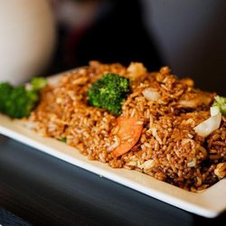 Chi Restaurant & Bar