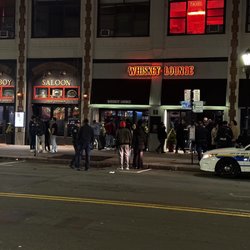 Whiskey Lounge