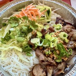 Cafe Trang Bistro - Grilled pork vermicelli bowl with everything
