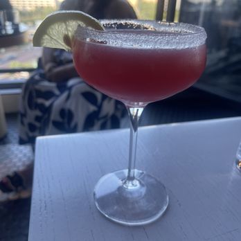 IO Godfrey Lounge - Strawberry Kiwi Lemon drop martini - Lounges Near Me - Detroit, Michigan