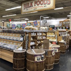Sprouts Farmers Market - Bulk foods section