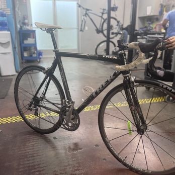 Tri-A-Bike - Freshly serviced my Trek and ready for climbing up HWY 74. - Bikes Near Me - Palm Desert, California