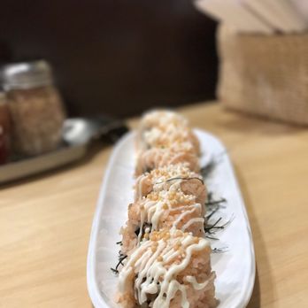 Ramen Tatsunoya - Their only sushi roll - Ramen Near Me - Pasadena, California