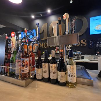 100 Montaditos - Sandwiches Near Me - Miami, Florida
