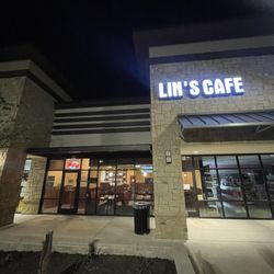 Lin's Cafe Asian Cuisine - Outside the restaurant