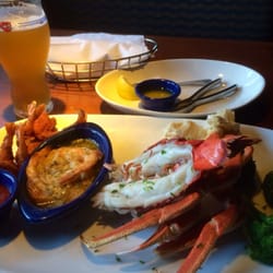 Red Lobster - Ultimate Feast and beer
