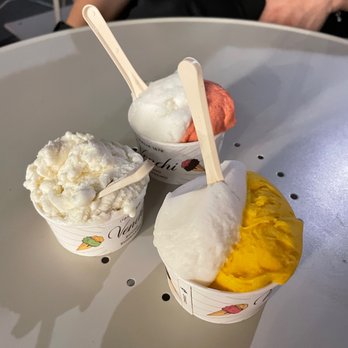 Venchi - Vanilla, Lemon, Mango, Strawberry - Chocolatiers & Shops Near Me - New York, New York