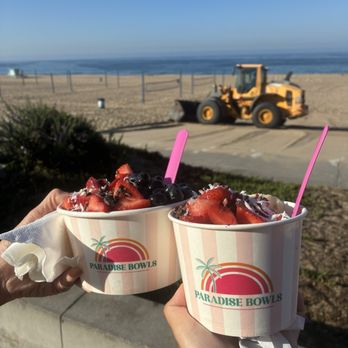 Paradise Bowls - Juice Bars & Smoothies Near Me - Manhattan Beach, California Paradise Bowls - Juice Bars & Smoothies Near Me - Manhattan Beach, California