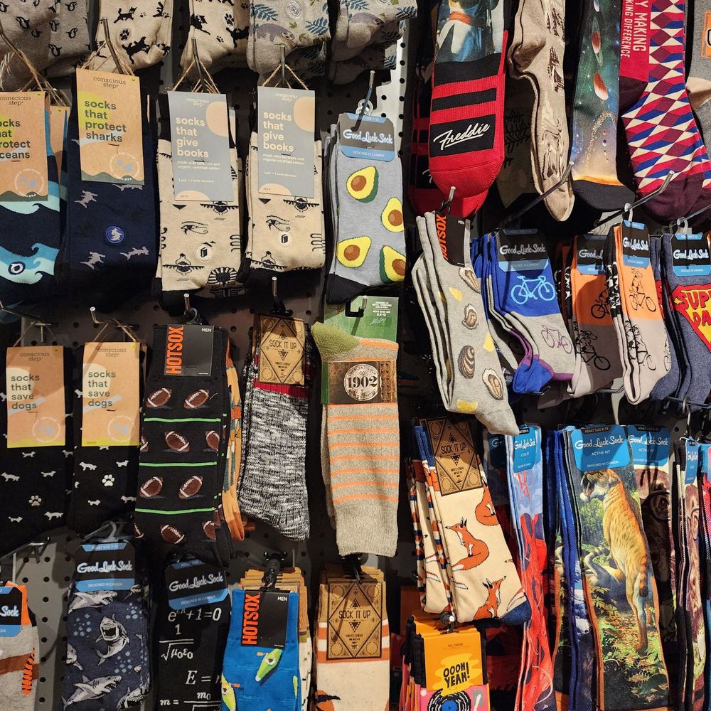 gag gift shops near me