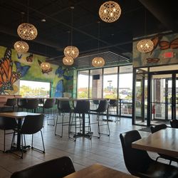 Taco Maya - Inside
