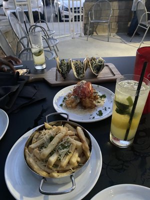 Table25 Fork + Wine by null