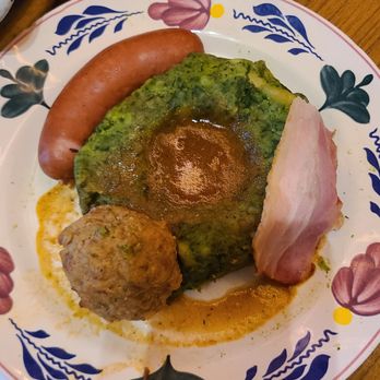 Moeders - Stamppot // Hotchpotch - Modern European Near Me - Amsterdam, New Hampshire