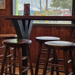 Street Eatz & Ale - Interior