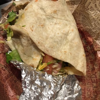 Chipotle Mexican Grill - Low craftsmanship of making their burritos - Mexican Near Me - Jacksonville, Florida