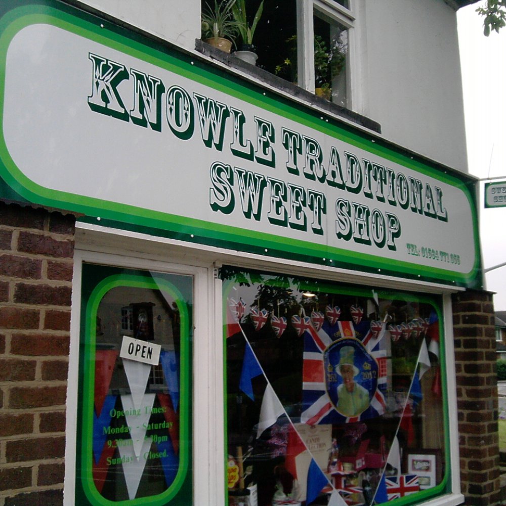 Knowle Traditional Sweet Shop - Candy Stores Near Me - Knowle, XWM